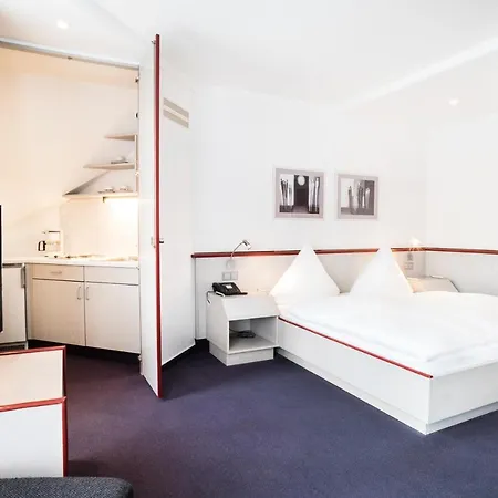 酒店 Hennedamm 梅舍德