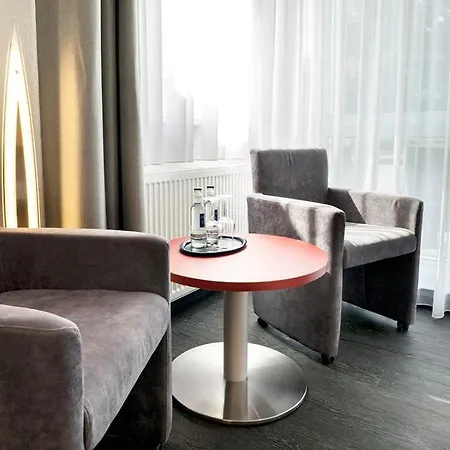 酒店 Hennedamm 梅舍德