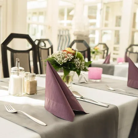 Hennedamm * Meschede