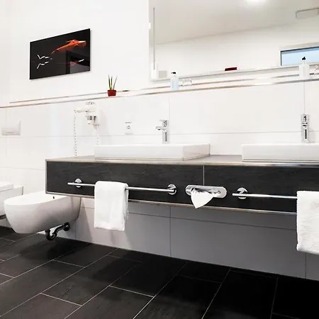 Hennedamm * Meschede