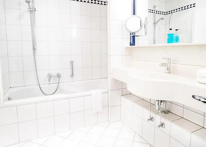 Hennedamm * Meschede