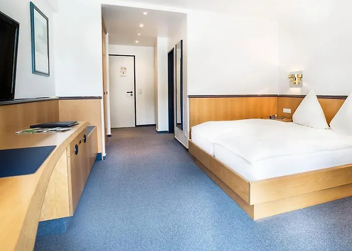 Hotel Hennedamm Meschede